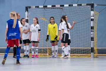 Bild 33 - wCJ Futsalmeisterschaft Runde 1